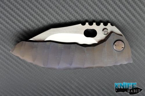 custom Dalibor Bergam Draco Complain integral knife, sculpted anodized handles, satin 3v blade steel compound grind