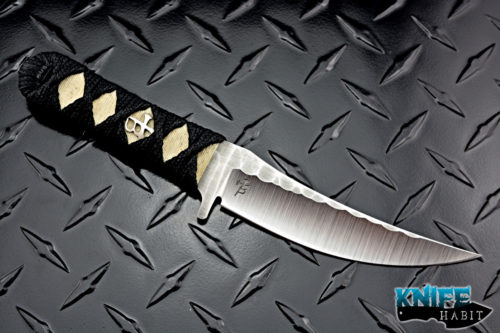 custom borka blades sbk menuki custom knife, m390 blade steel, sculpting, japanese style, black paracord