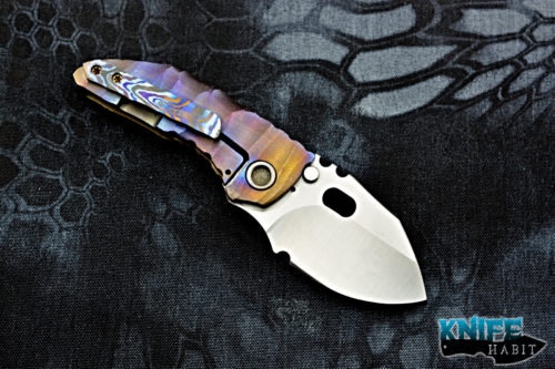 custom dalibor bergam mini draco integral knife, timascus collar, timascus clip, satin 3v blade, deep sculpted frame