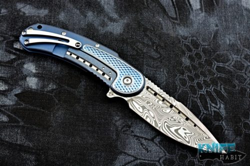 semi-custom todd begg bodega knife, blue titanium diamond pattern, damasteel blade